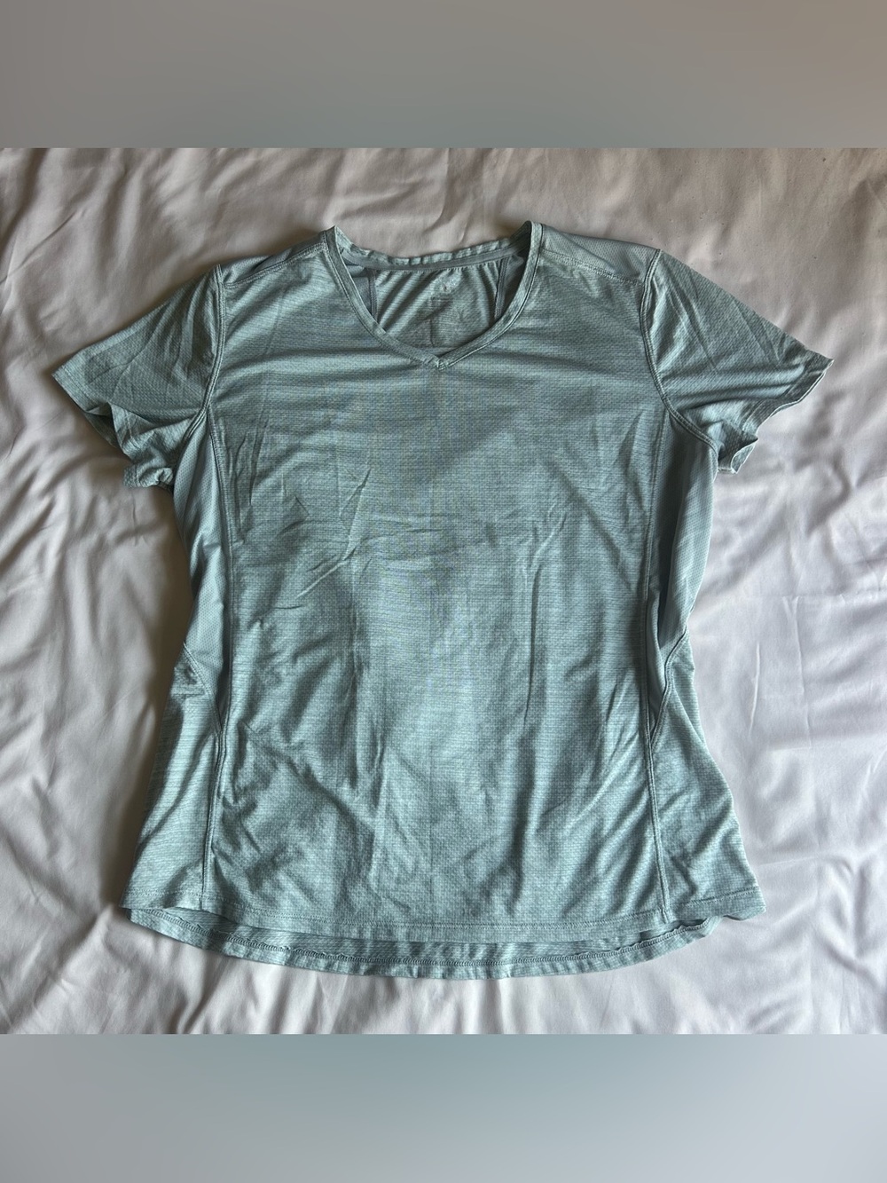 Danskin Now Semi-Fitted V-Neck Athletic Tee – XXL
